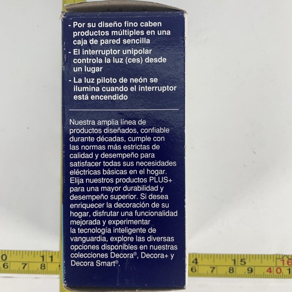 Leviton 5226-W SIDE WIRE SINGLE POLE COMBO SWITCH & Pilot Light 15A 120VAC - Picture 4 of 15